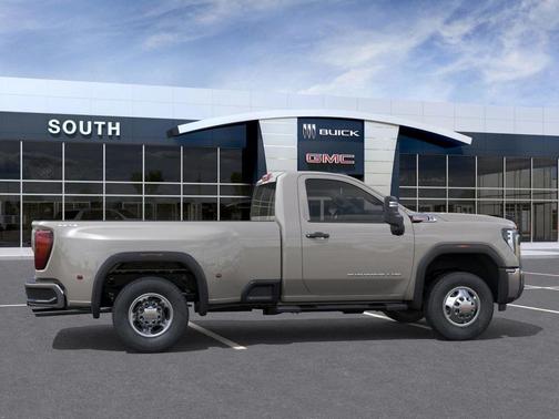 2026 GMC Sierra 3500 Base