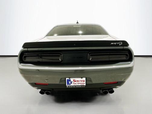 Destroyer Gray Clearcoat 2023 Dodge Challenger SRT Hellcat
