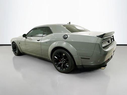 Destroyer Gray Clearcoat 2023 Dodge Challenger SRT Hellcat