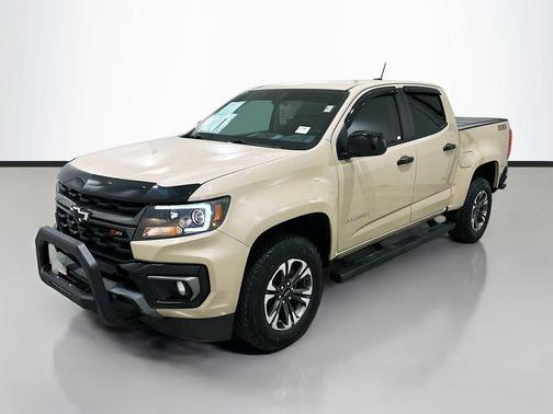 Sand Dune Metallic 2022 Chevrolet Colorado Z71
