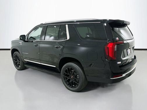 Onyx Black 2026 GMC Yukon 4WD Elevation