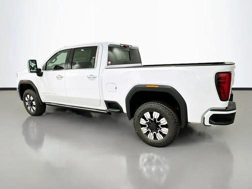 Glacier White Tricoat 2026 GMC Sierra 2500 Denali
