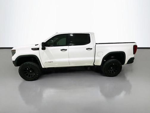Summit White 2023 GMC Sierra 1500 AT4X