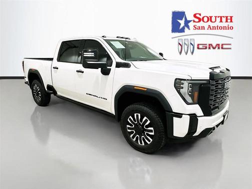 White Frost Tricoat 2025 GMC Sierra 2500 Denali Ultimate