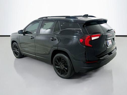 Ebony Twilight Metallic 2024 GMC Terrain SLE