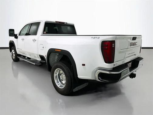 2026 GMC Sierra 3500 SLT