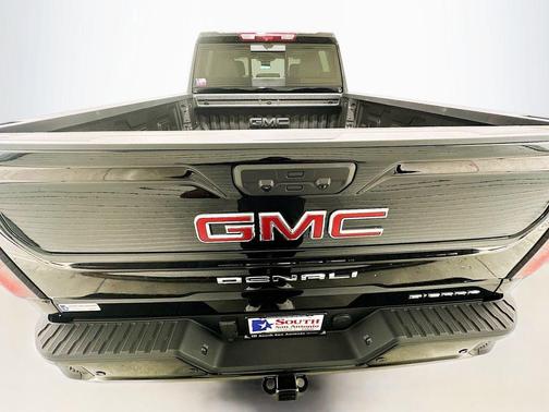 Onyx Black 2026 GMC Sierra 2500 Denali