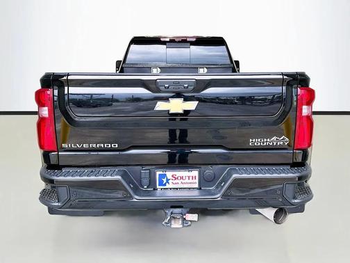 2024 Chevrolet Silverado 3500 High Country