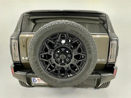 2026 GMC HUMMER EV SUV 2X