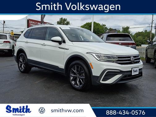 Pure White 2024 Volkswagen Tiguan 2.0T SE