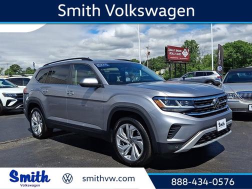 Pyrite Silver Metallic 2022 Volkswagen Atlas 3.6 SE w/ Technology