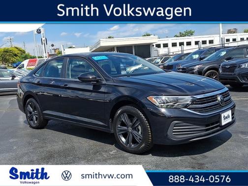 Deep Black Pearl Effect 2023 Volkswagen Jetta 1.5T SE