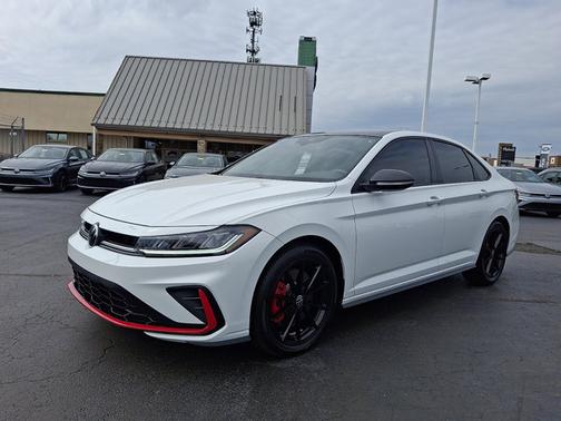 Pure White W/Black Roof 2025 Volkswagen Jetta GLI 2.0T Autobahn