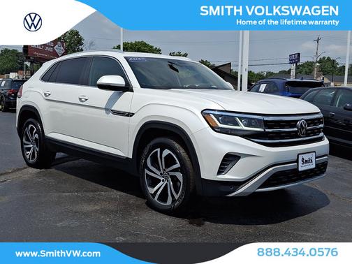 Opal White Pearl Effect 2023 Volkswagen Atlas Cross Sport 3.6 V6 SEL