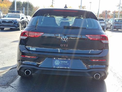 2025 Volkswagen Golf GTI 2.0T Autobahn