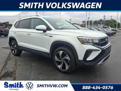 2024 Volkswagen Taos 1.5T SE