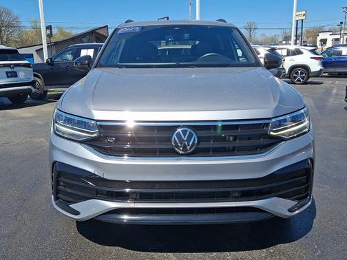 2022 Volkswagen Tiguan 2.0T SE R-Line Black