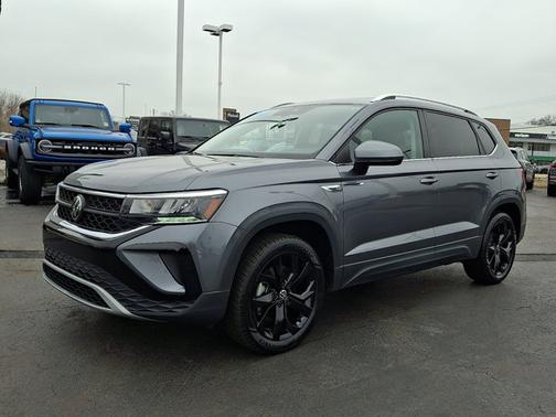 2023 Volkswagen Taos 1.5T SE