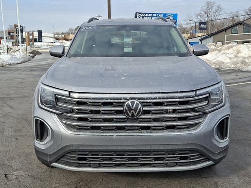 2025 Volkswagen Atlas 2.0T SE
