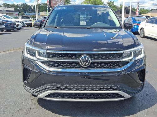 2022 Volkswagen Taos 1.5T SEL
