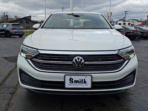 Pure White 2024 Volkswagen Jetta 1.5T S
