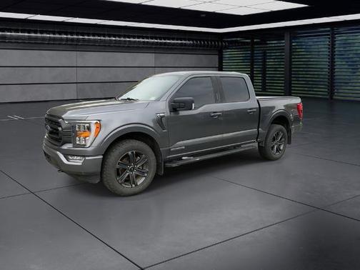CARBONIZED GRAY METALLIC 2023 Ford F-150 XLT