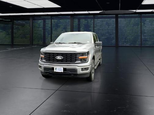 ICONIC SILVER METALLIC 2024 Ford F-150 STX
