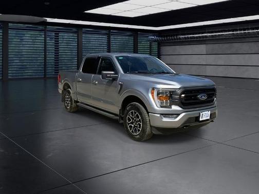 ICONIC SILVER METALLIC 2023 Ford F-150 XLT