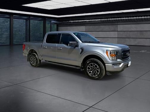 ICONIC SILVER METALLIC 2023 Ford F-150 XLT