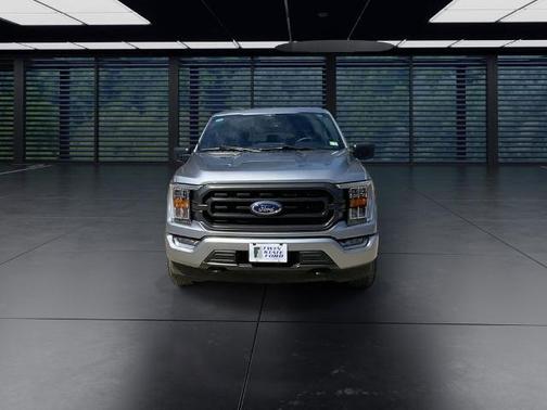 ICONIC SILVER METALLIC 2023 Ford F-150 XLT