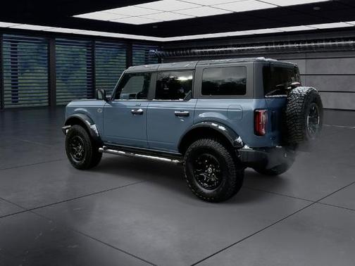 AZURE GRAY MET TRI-COAT 2023 Ford Bronco