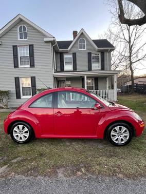 2009 Volkswagen New Beetle S