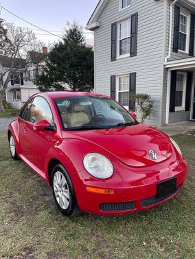 2009 Volkswagen New Beetle S