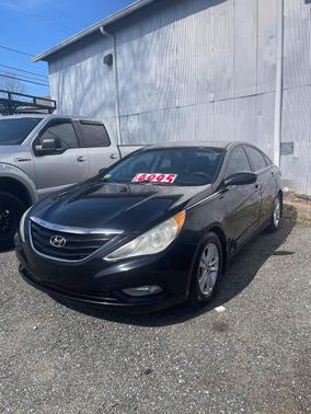 2013 Hyundai SONATA GLS