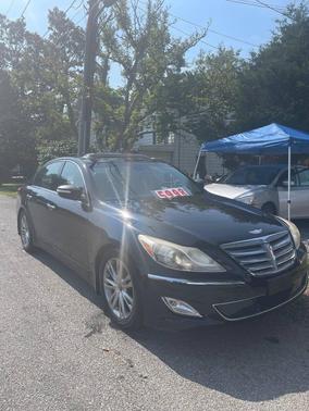 Caspian Black 2013 Hyundai Genesis 3.8