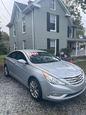 2011 Hyundai SONATA Limited
