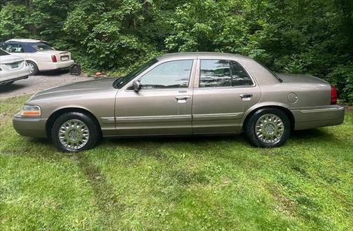 2003 Mercury Grand Marquis GS