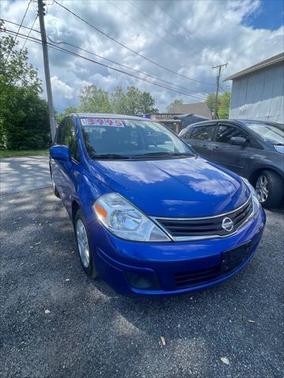 2011 Nissan Versa 1.8 SL