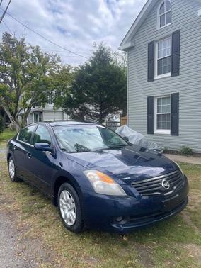 Navy Blue 2009 Nissan Altima 2.5 S