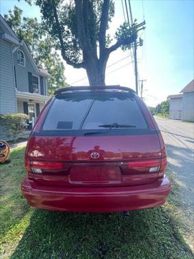 1996 Toyota Previa DX S/C