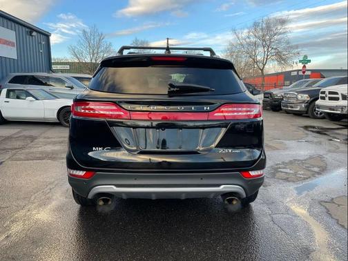 2017 Lincoln MKC Reserve