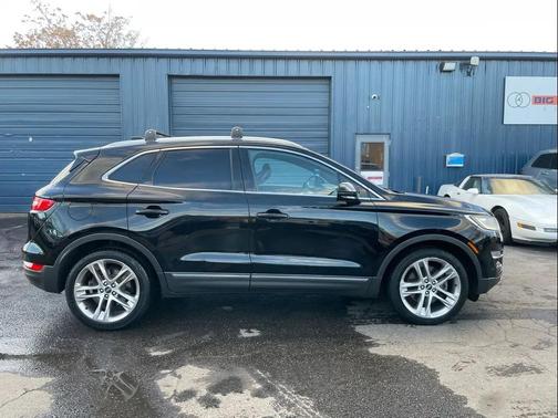 2017 Lincoln MKC Reserve