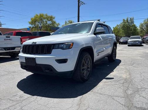 2016 Jeep Grand Cherokee Laredo
