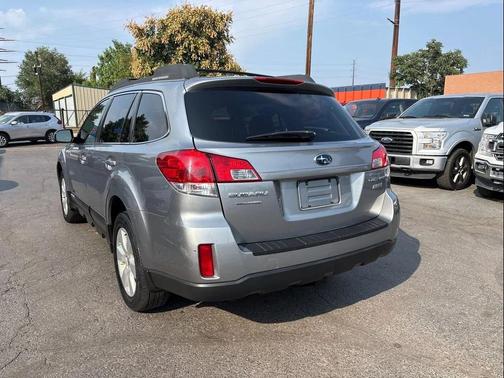 2011 Subaru Outback 2.5 i Premium