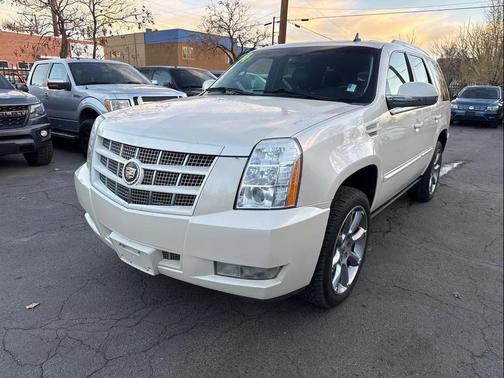 2014 Cadillac Escalade Premium