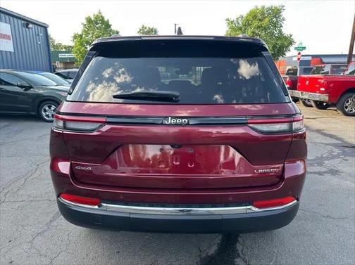 2023 Jeep Grand Cherokee Laredo
