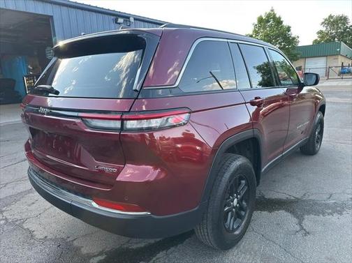 2023 Jeep Grand Cherokee Laredo