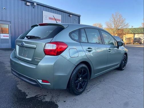 2015 Subaru Impreza 2.0i