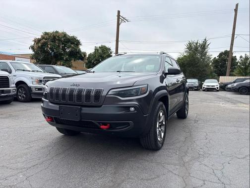 2019 Jeep Cherokee Trailhawk