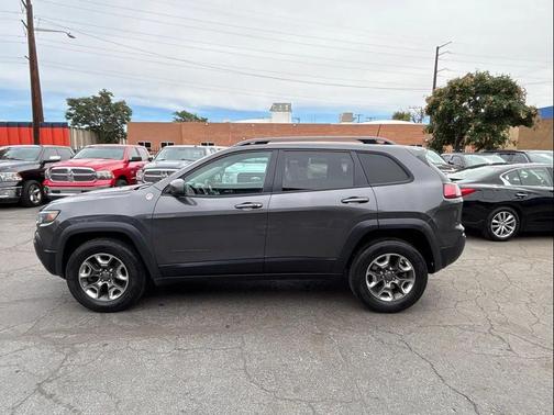 2019 Jeep Cherokee Trailhawk